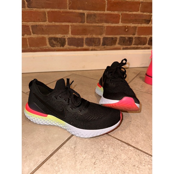 Nike - Picture 1 of 6